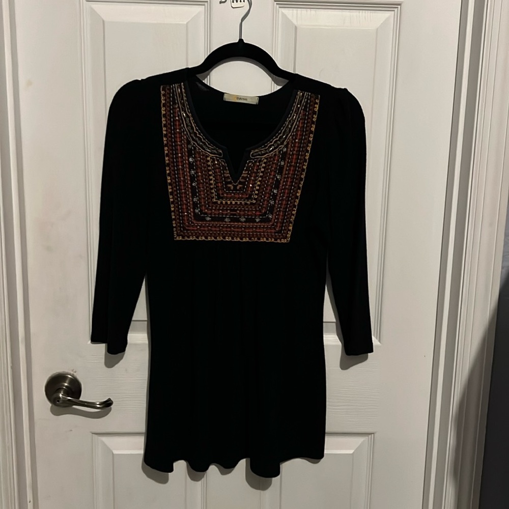 Gemstone Black Too